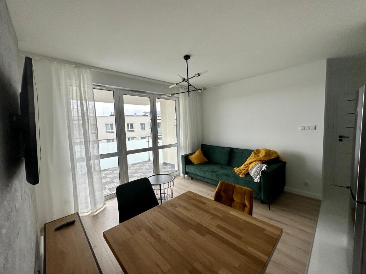 Sdh 4 Radzymin Comfortable Apartment Near Warsaw Exterior photo